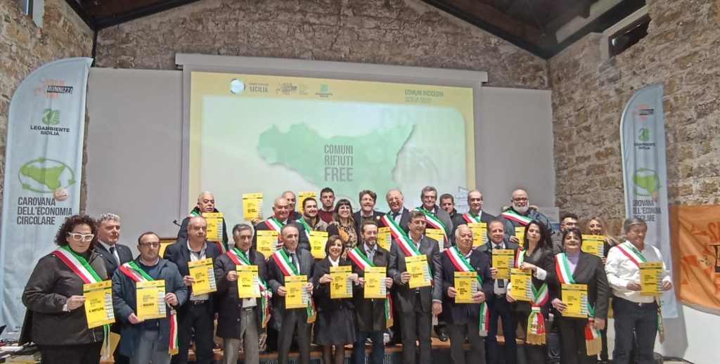 comuni-ricicloni-finale-premiazione-1024x518649516156.jpeg